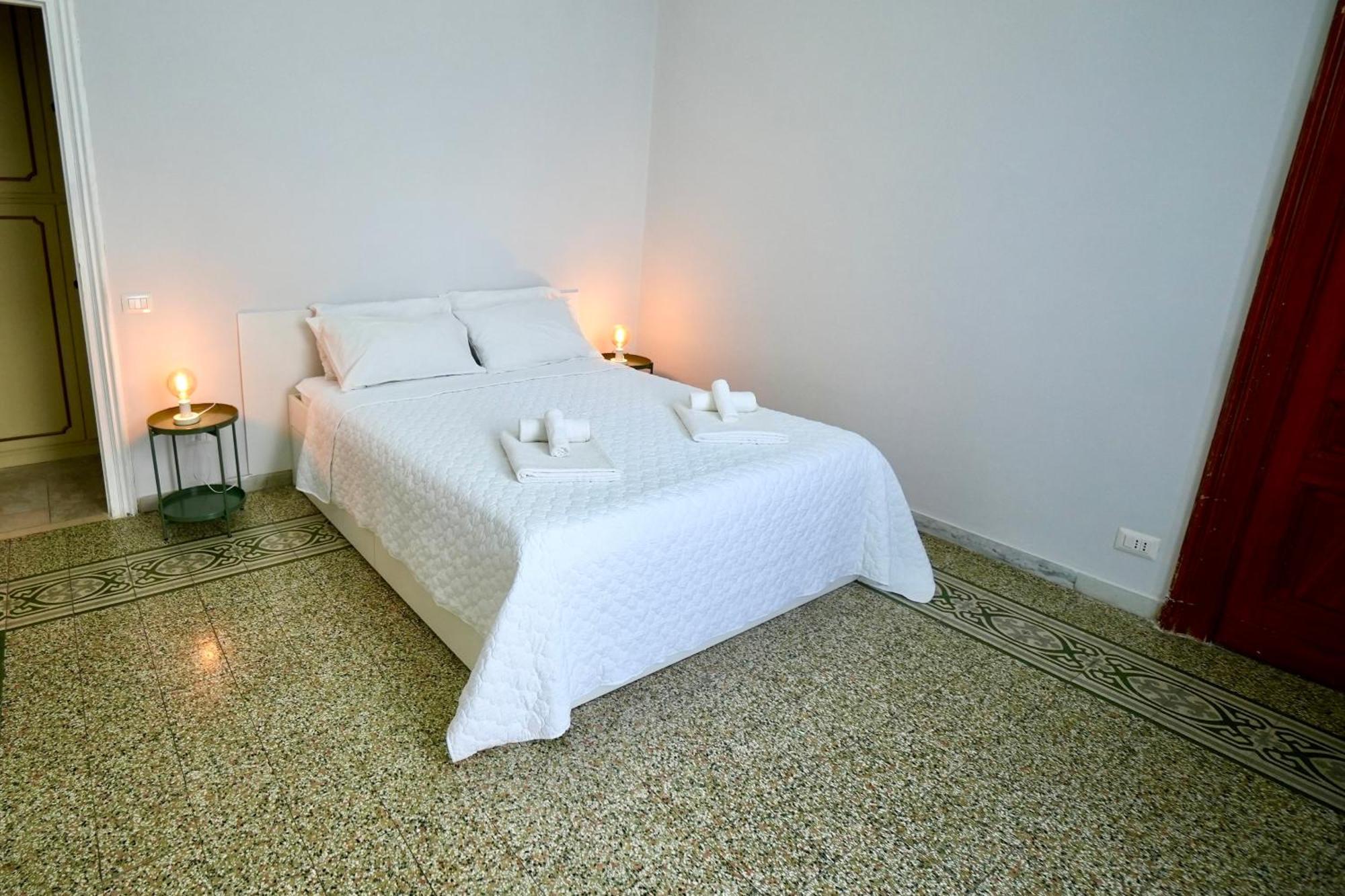 Residenza Vecchia Napoli 60 Apartment ภายนอก รูปภาพ