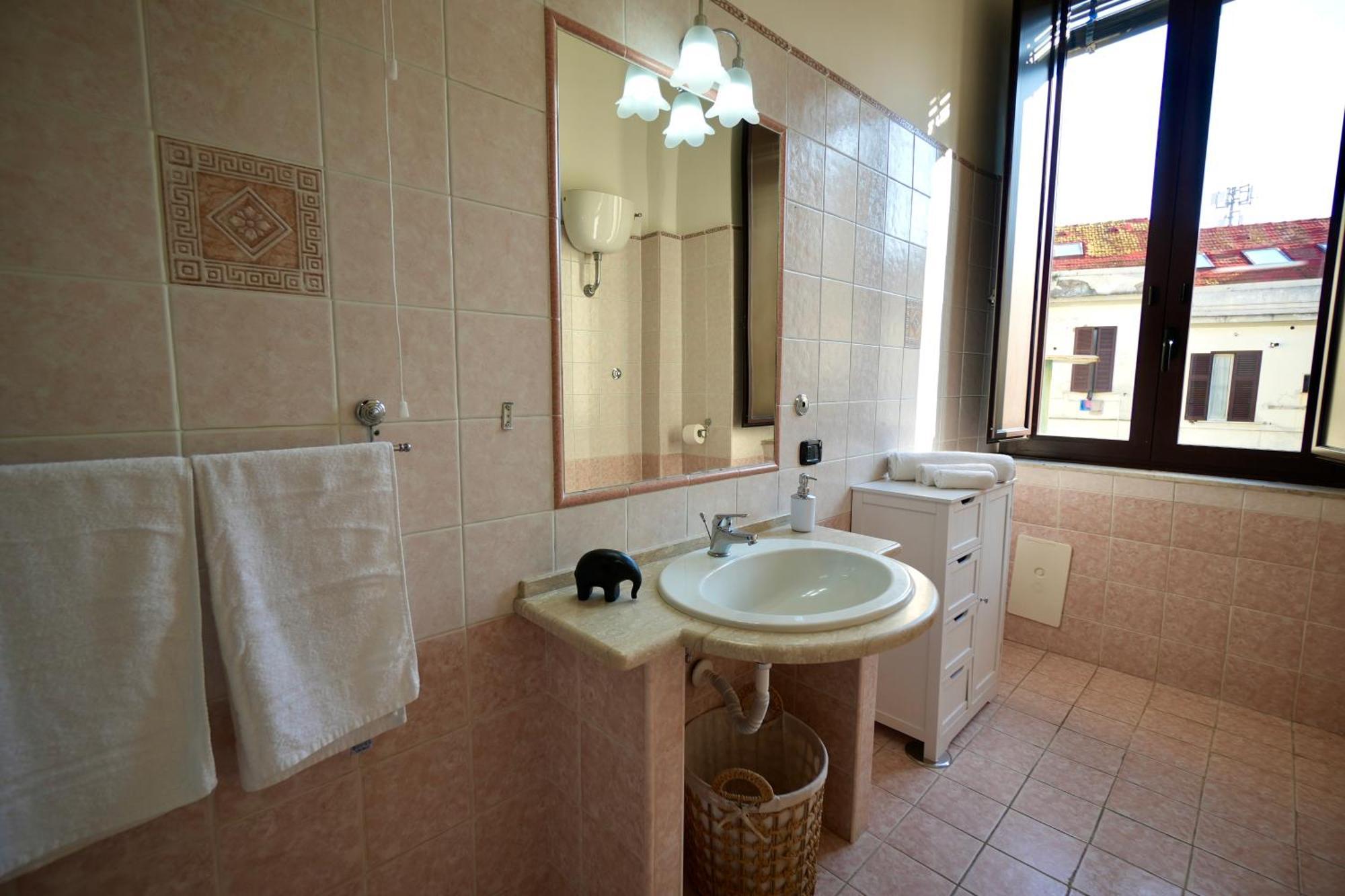 Residenza Vecchia Napoli 60 Apartment ภายนอก รูปภาพ